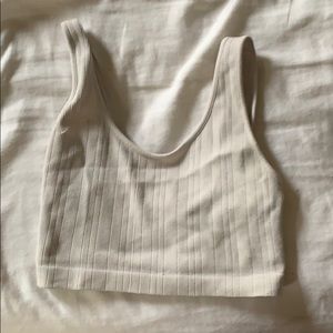 American Eagle crop top